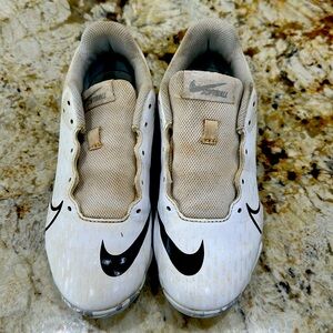 Youth Nike Softball Cleats 5Y Hyperdiamond 4